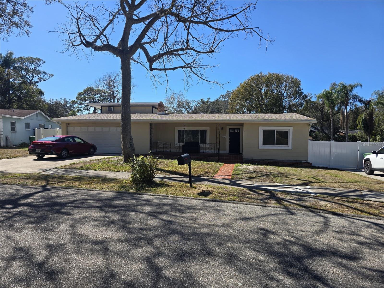 9306 Forest Hills Dr, Tampa