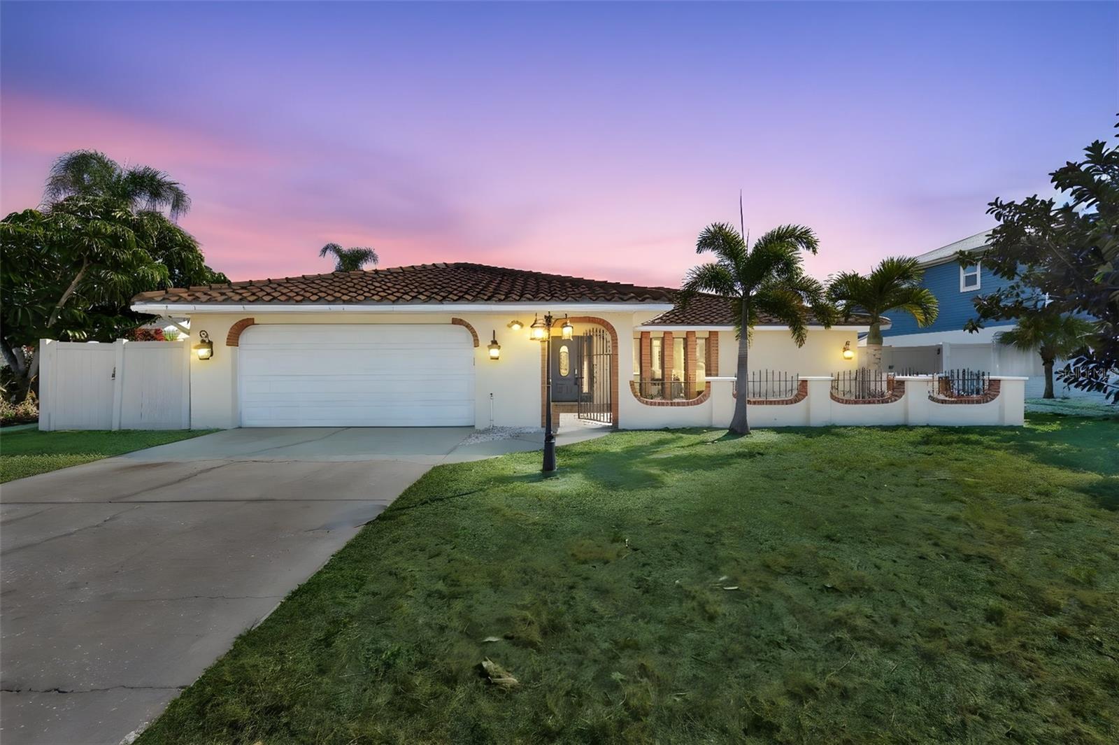 6523 King Palm Way, Apollo Beach
