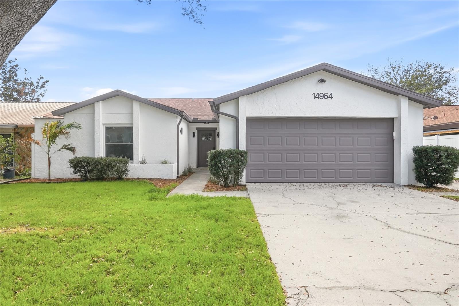 14964 Old Pointe Rd, Tampa