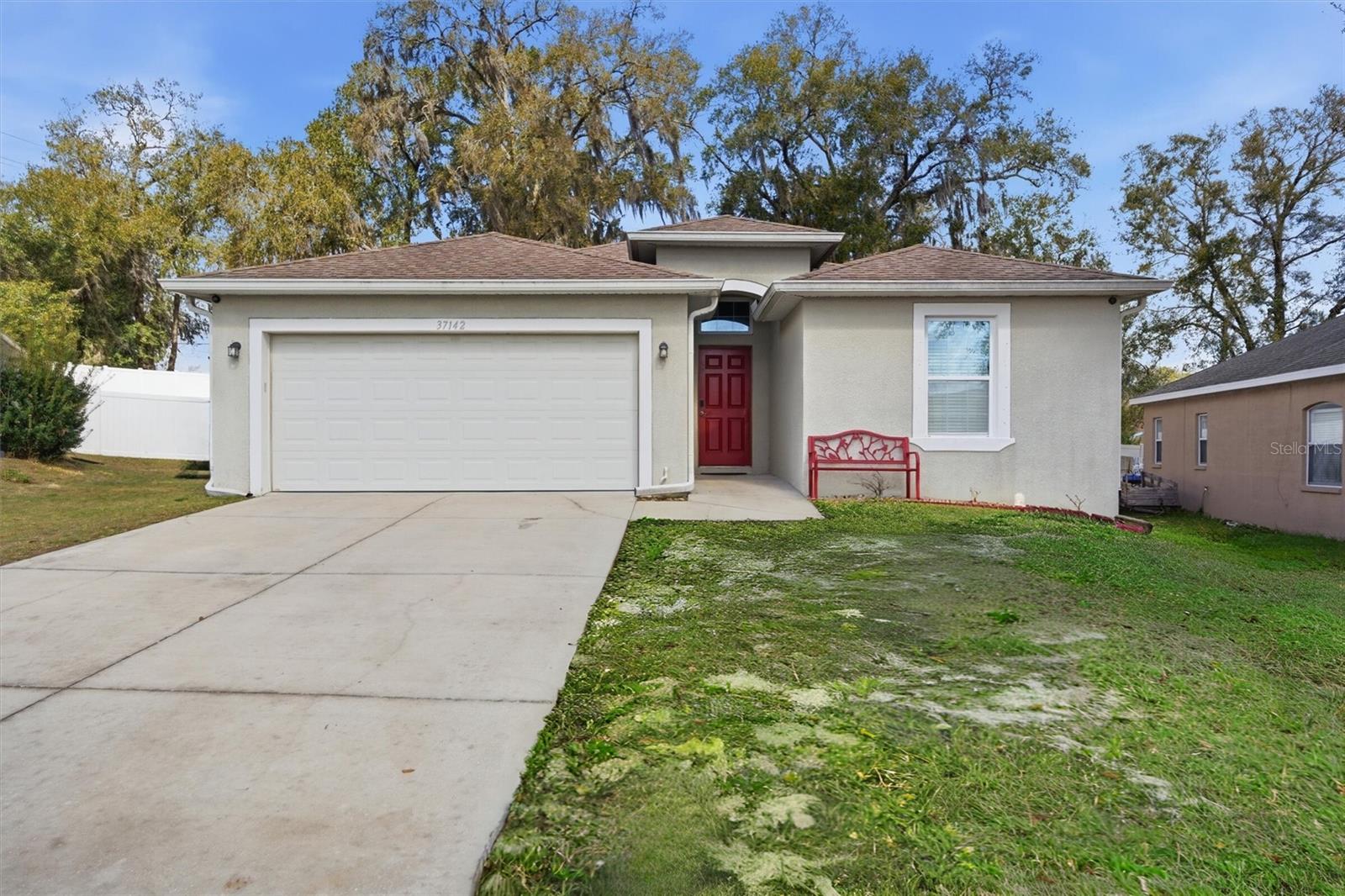 37142 Highland Bluff Cir, Dade City