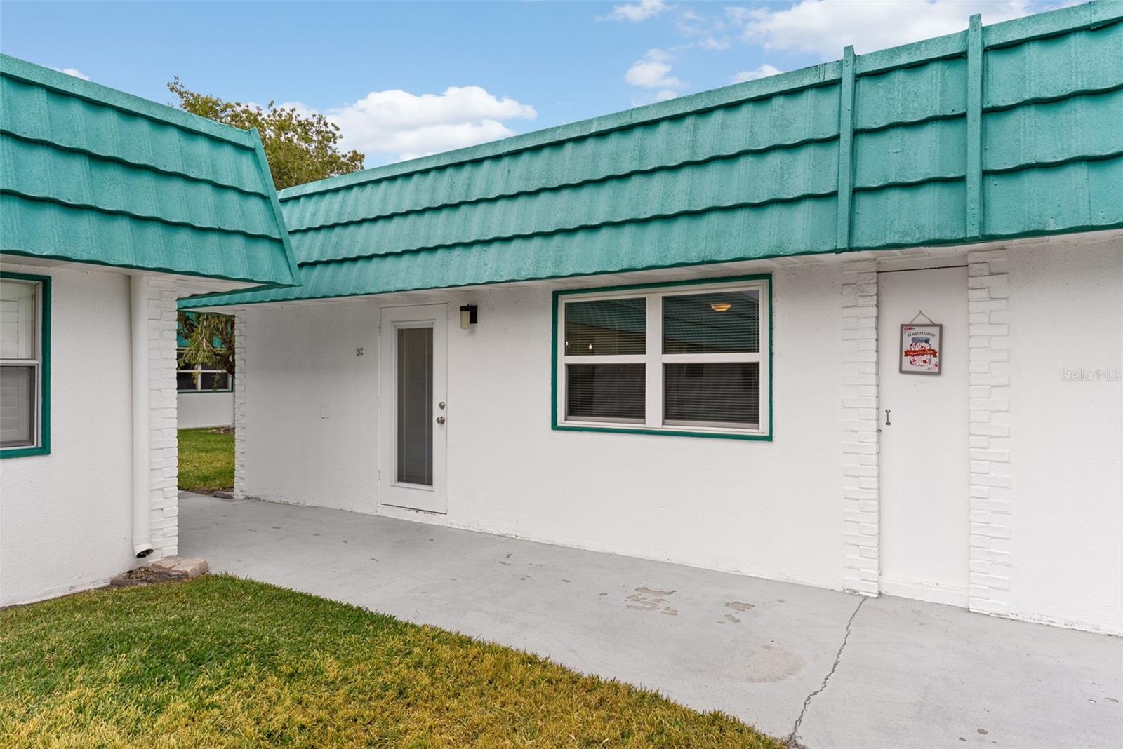 205 Kings Blvd #52, Sun City Center