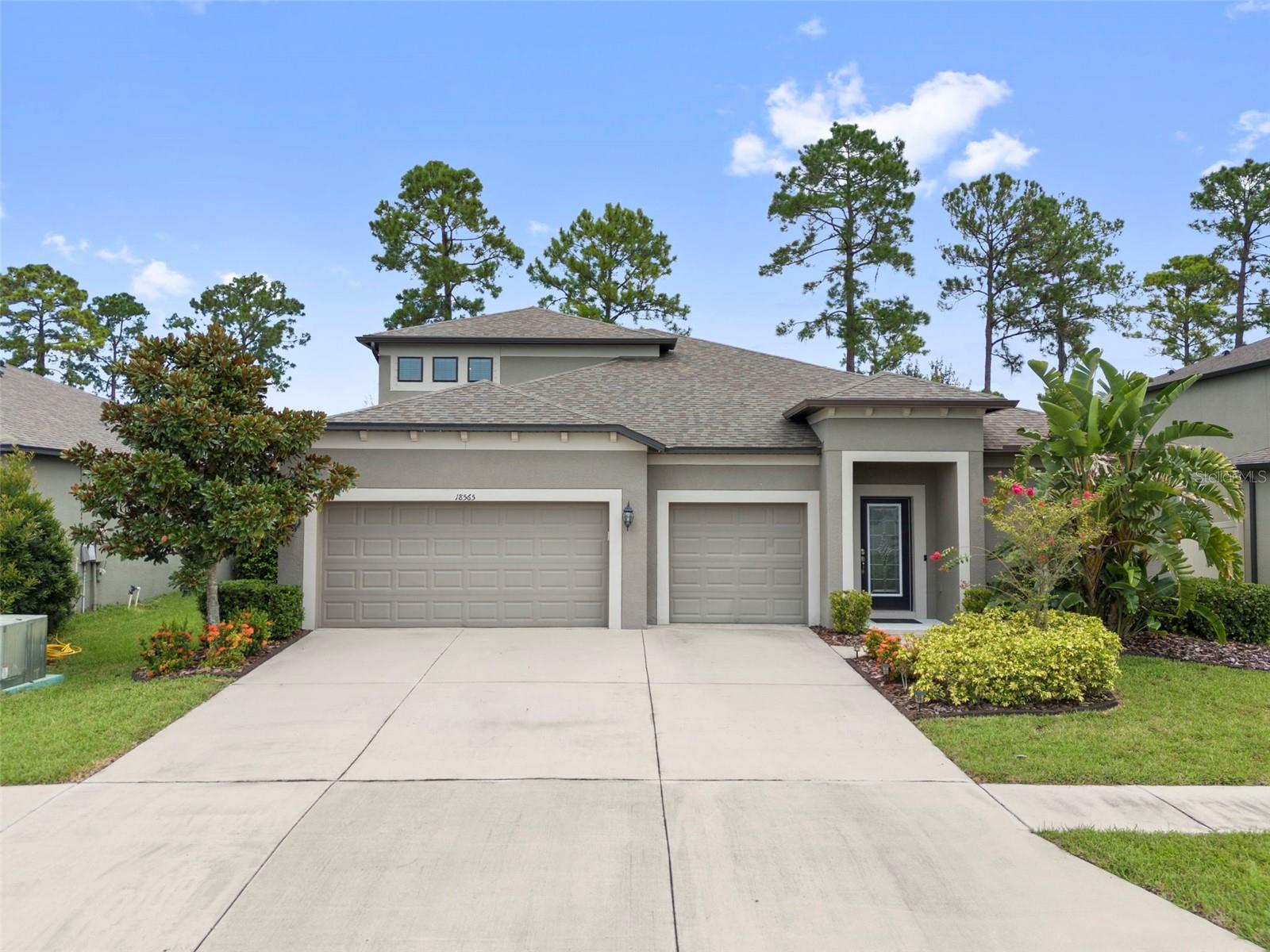 18565 Obregan Dr, Spring Hill