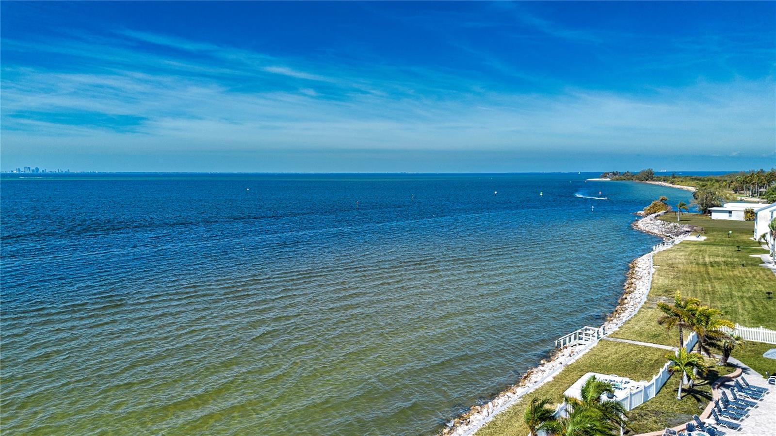 802 Bahia Del Sol Dr #6, Ruskin