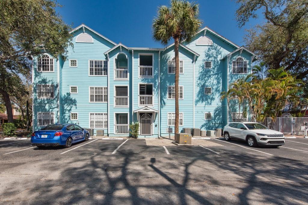 3002 W Cleveland St #d11, Tampa