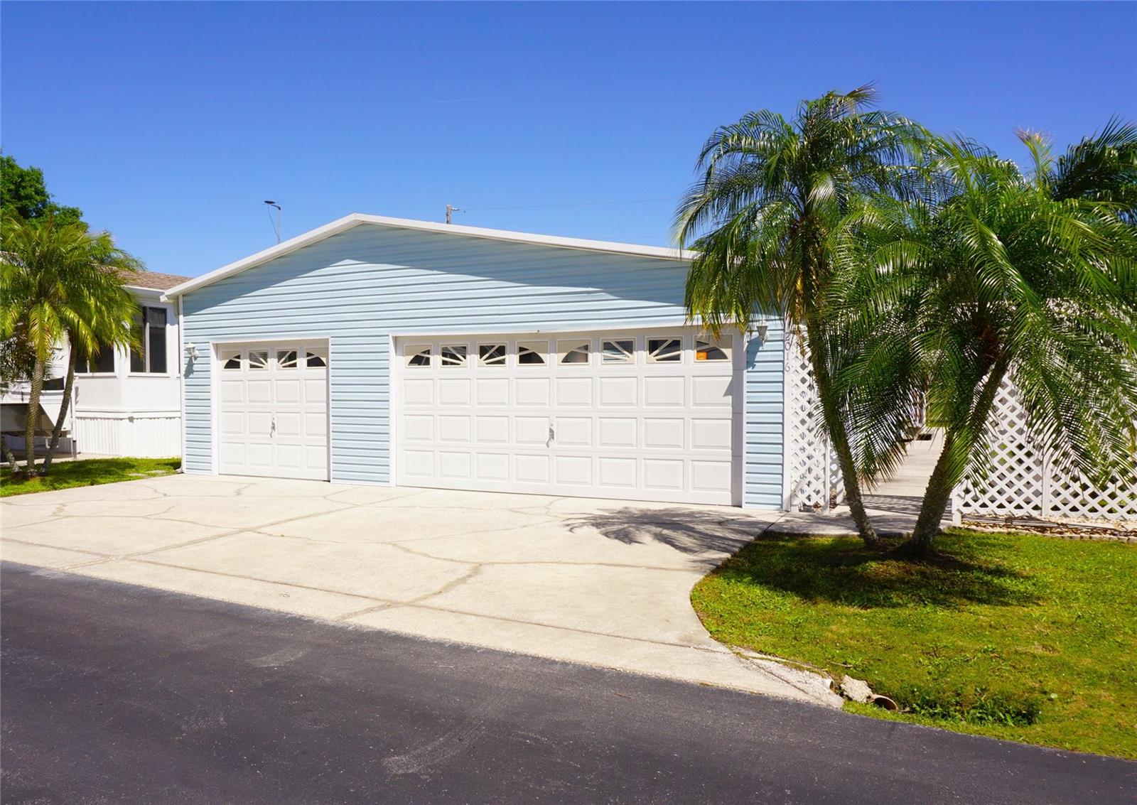 2016 Lake Linda Cir, Lutz