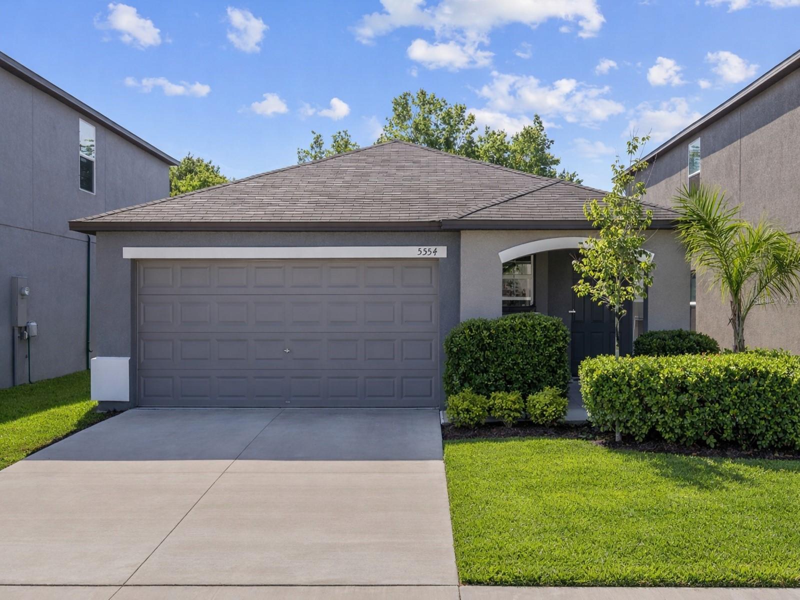 5554 Blue Azure Dr, Wimauma