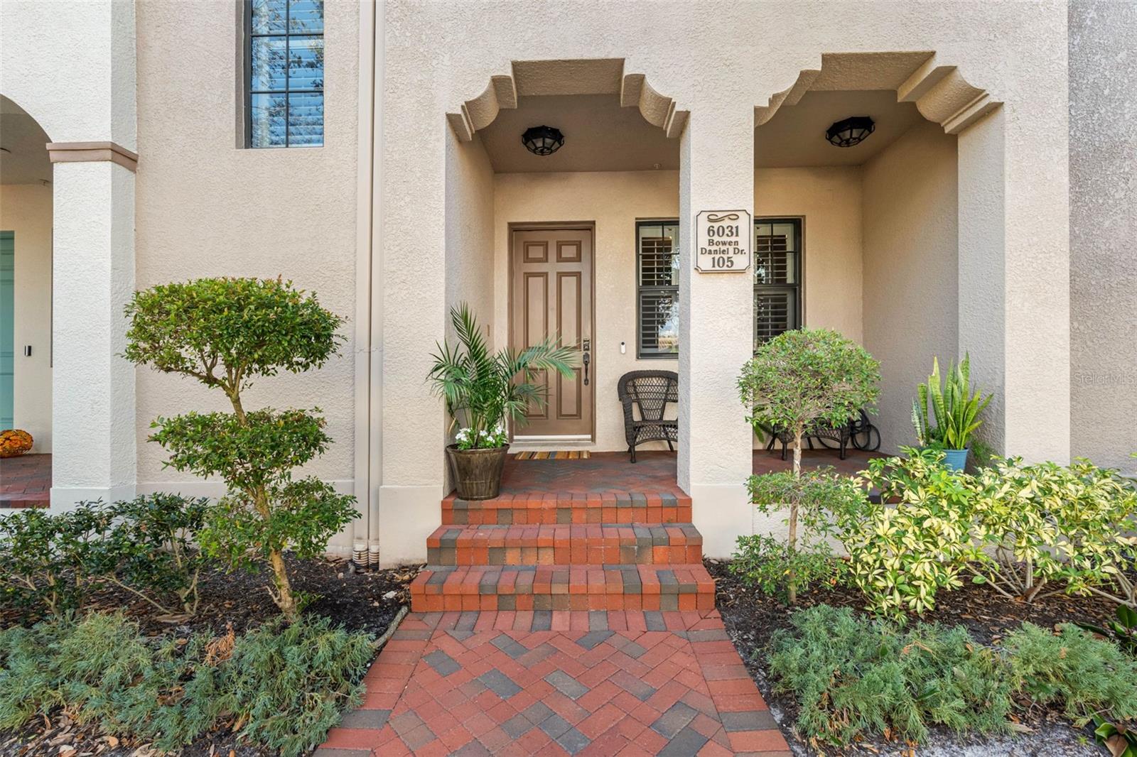 6031 Bowen Daniel Dr #105, Tampa