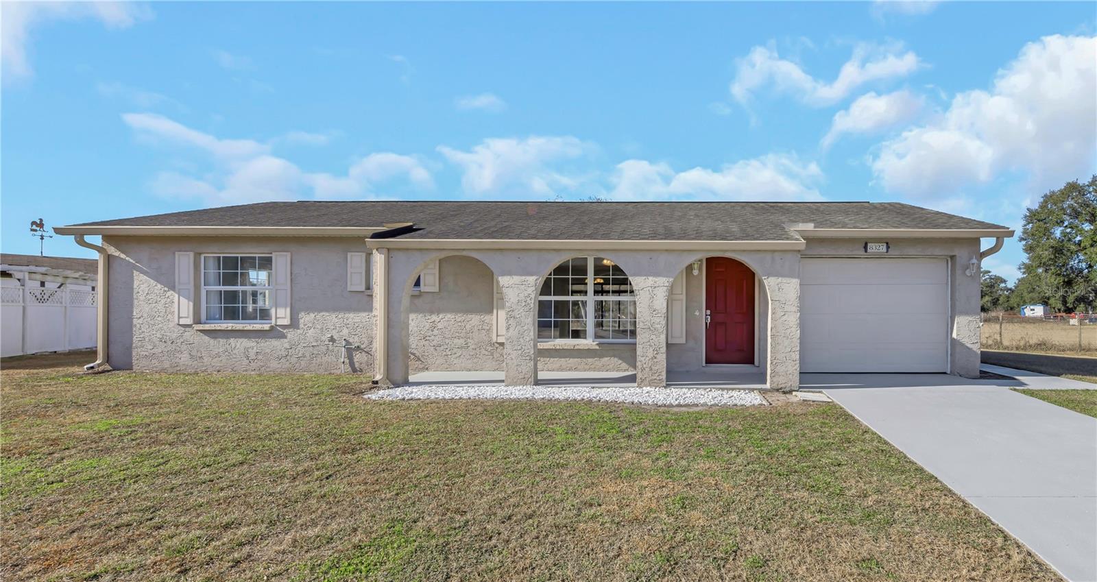 8327 Jacqueline Ct, Zephyrhills