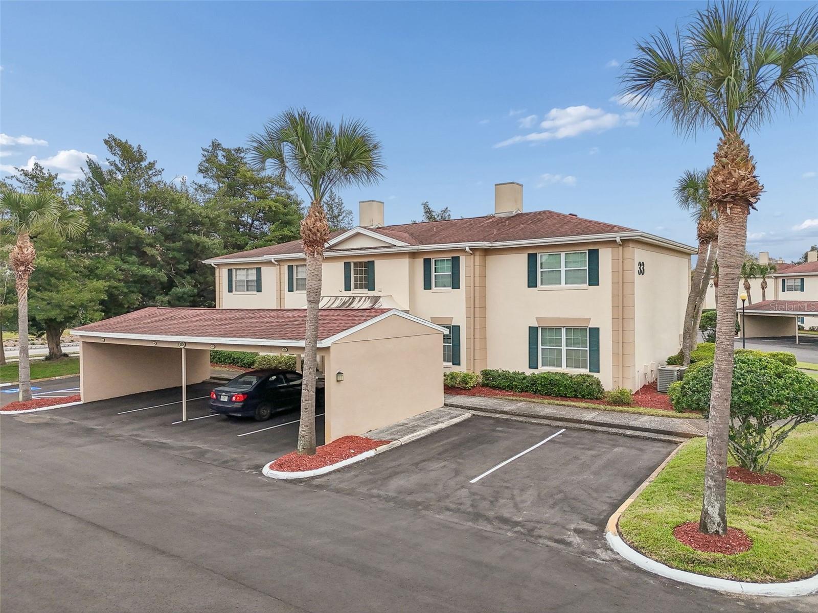 10375 Carrollwood Ln #332, Tampa