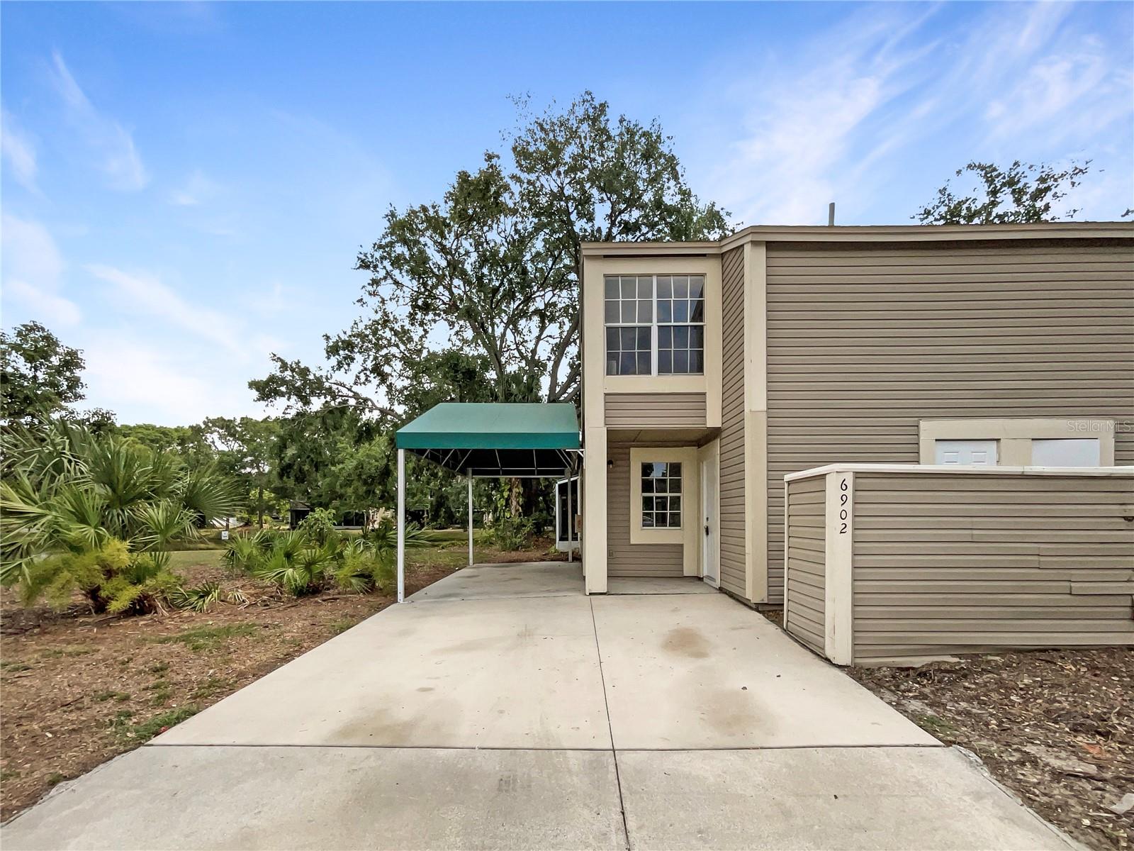 6902 Lakeview Ct, Tampa