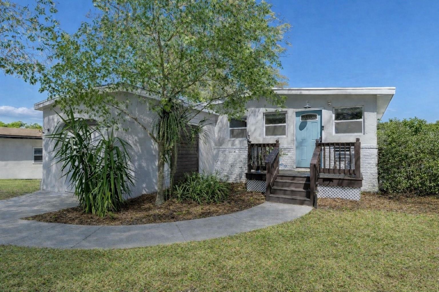 4611 W Paxton Ave, Tampa