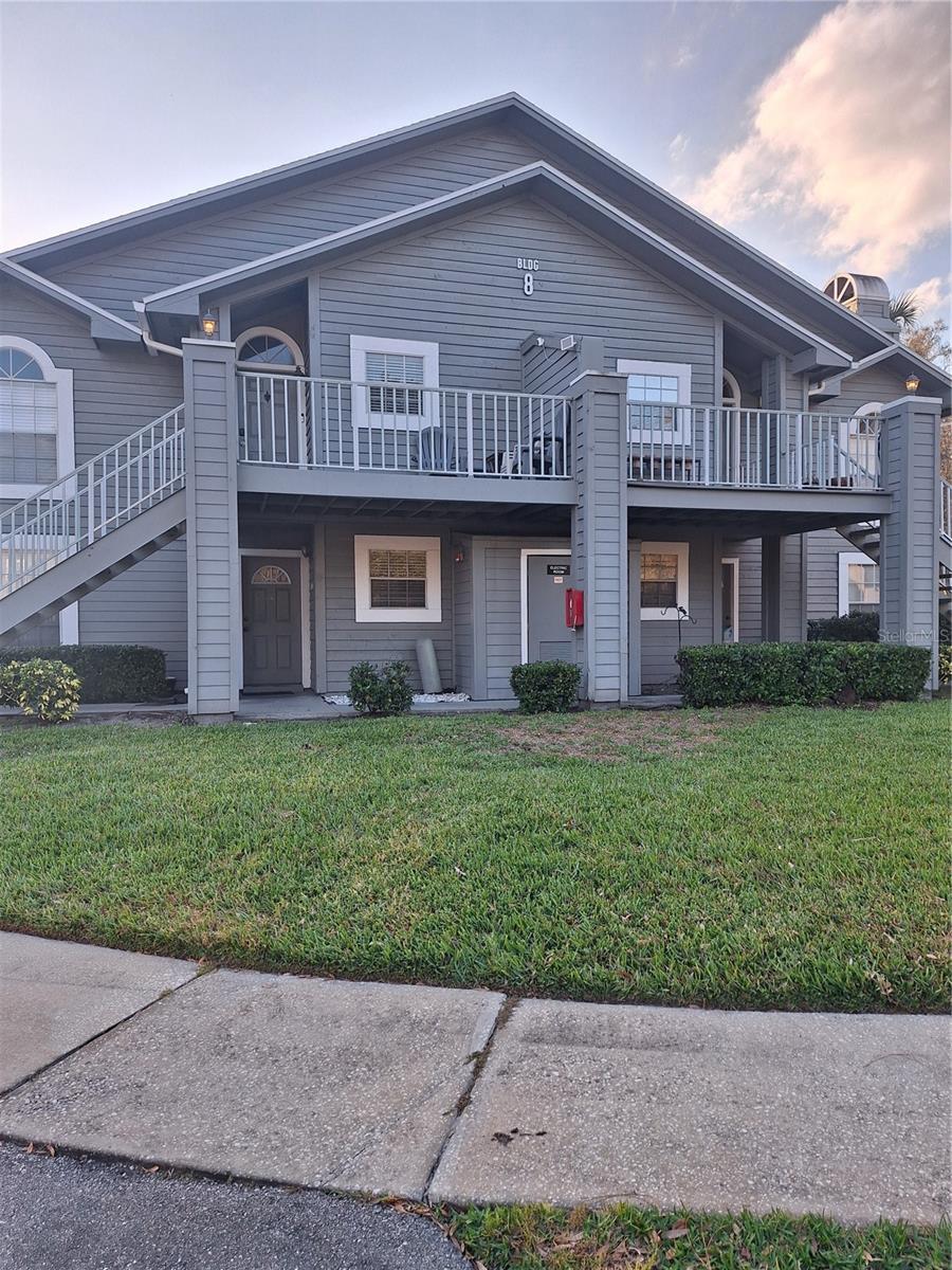 11910 Skylake Pl #e, Temple Terrace