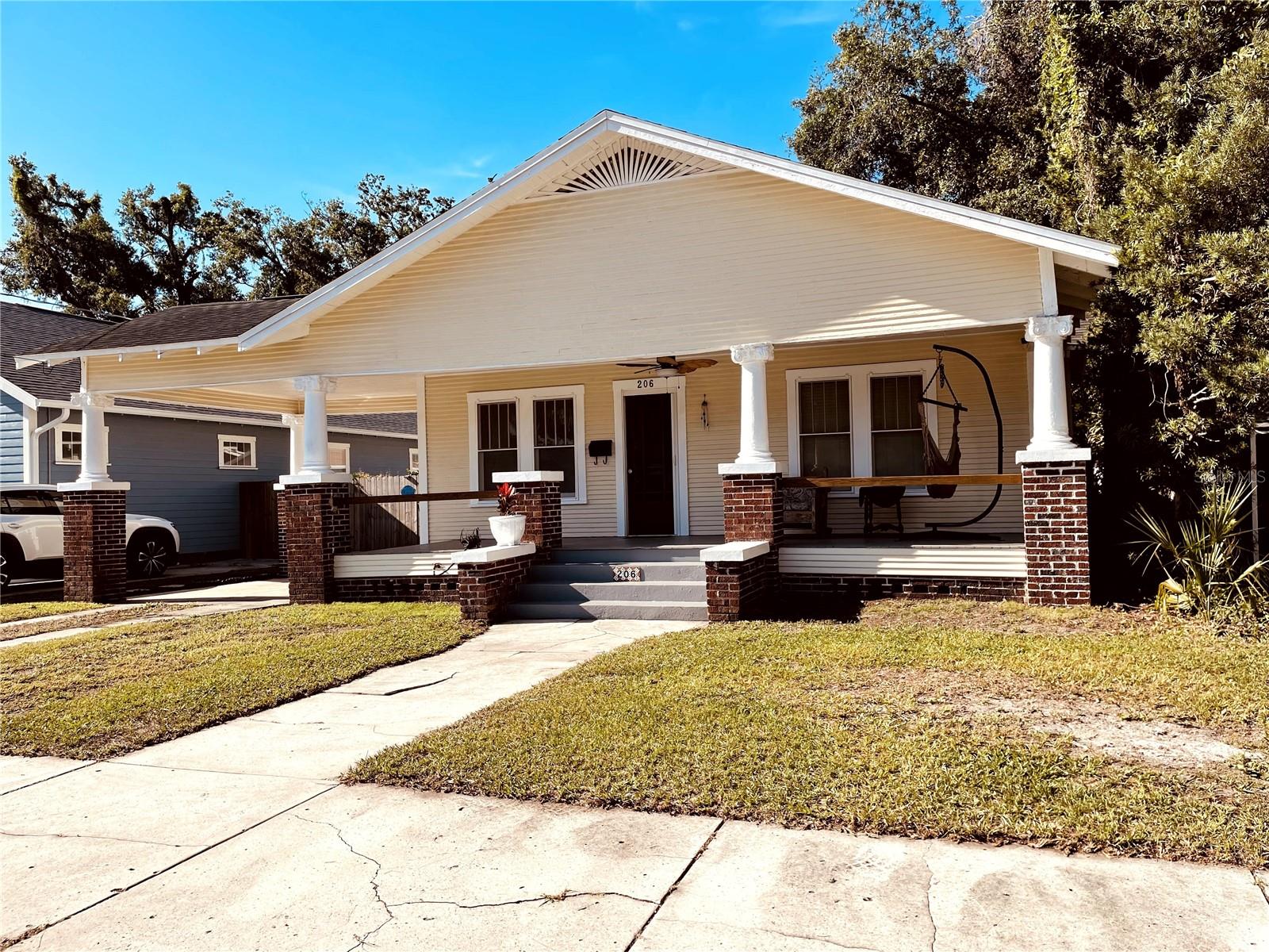 206 W Haya St, Tampa
