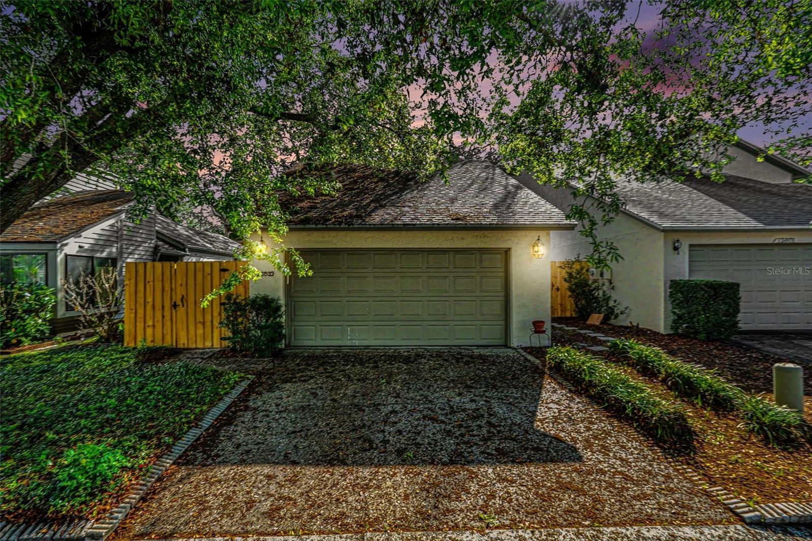 13803 Lazy Oak Dr, Tampa