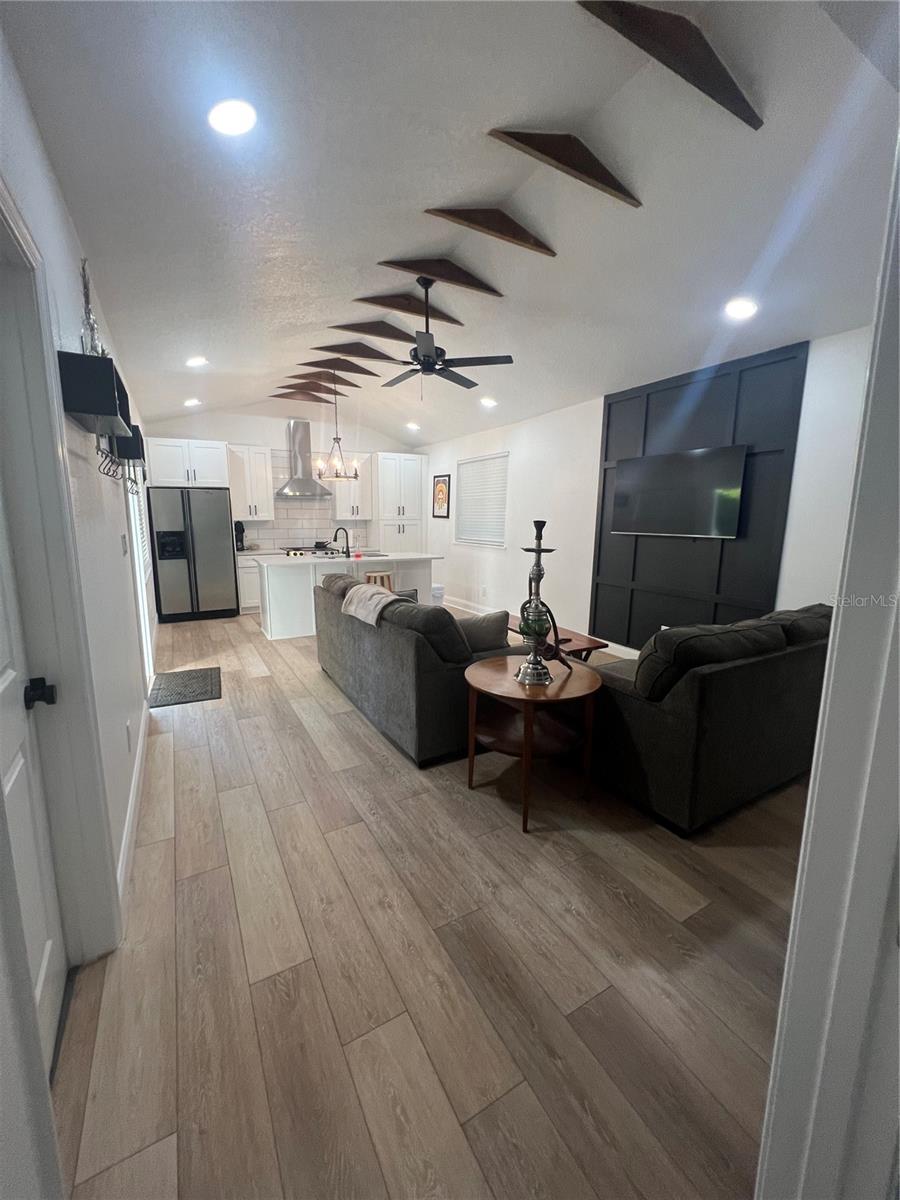 311 E Floribraska Ave #a, Tampa