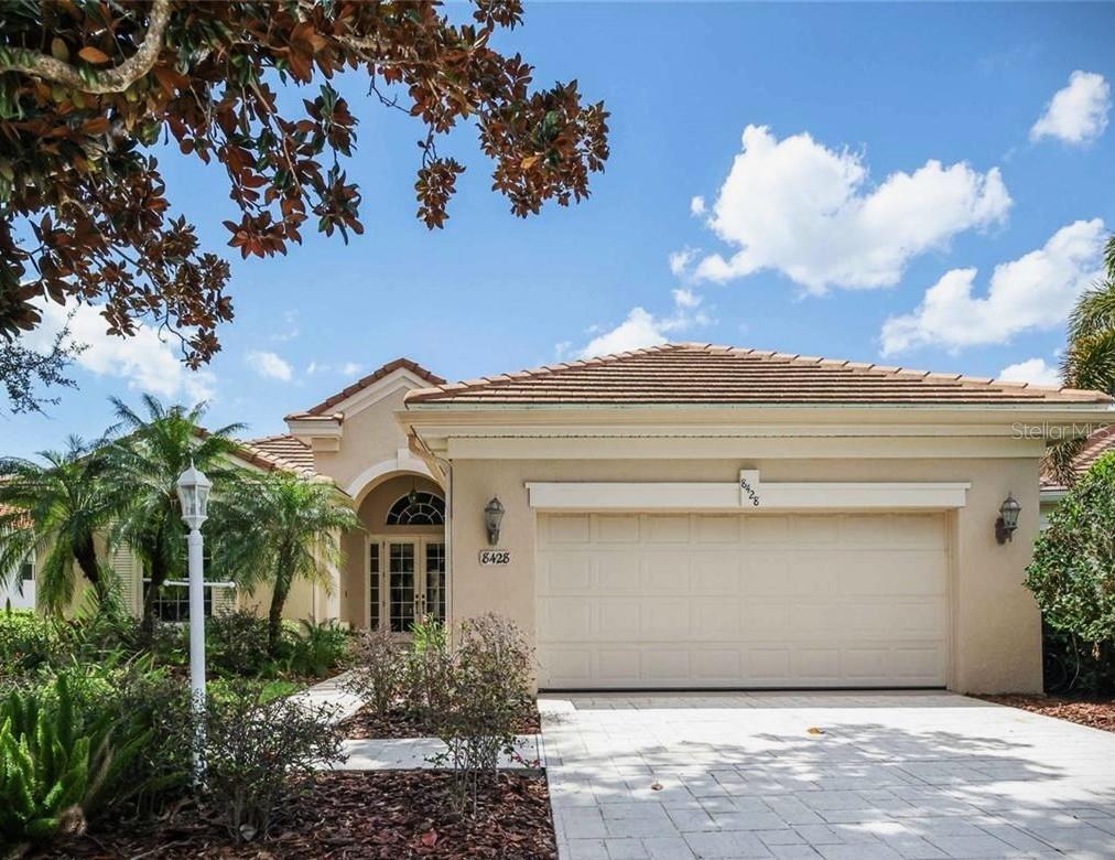 8428 Misty Morning Ct, Lakewood Ranch