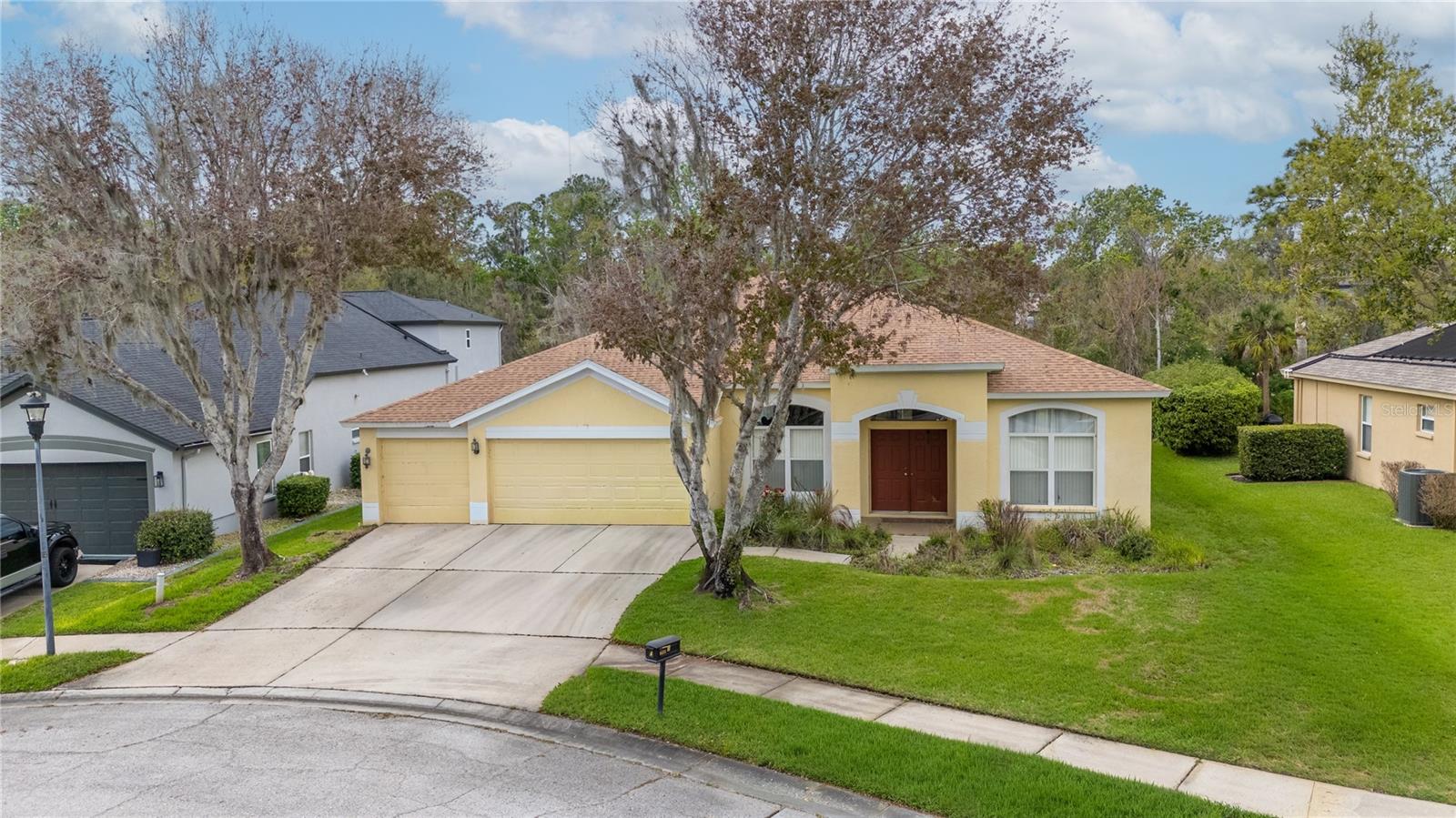 6111 Heroncrest Ct, Lithia