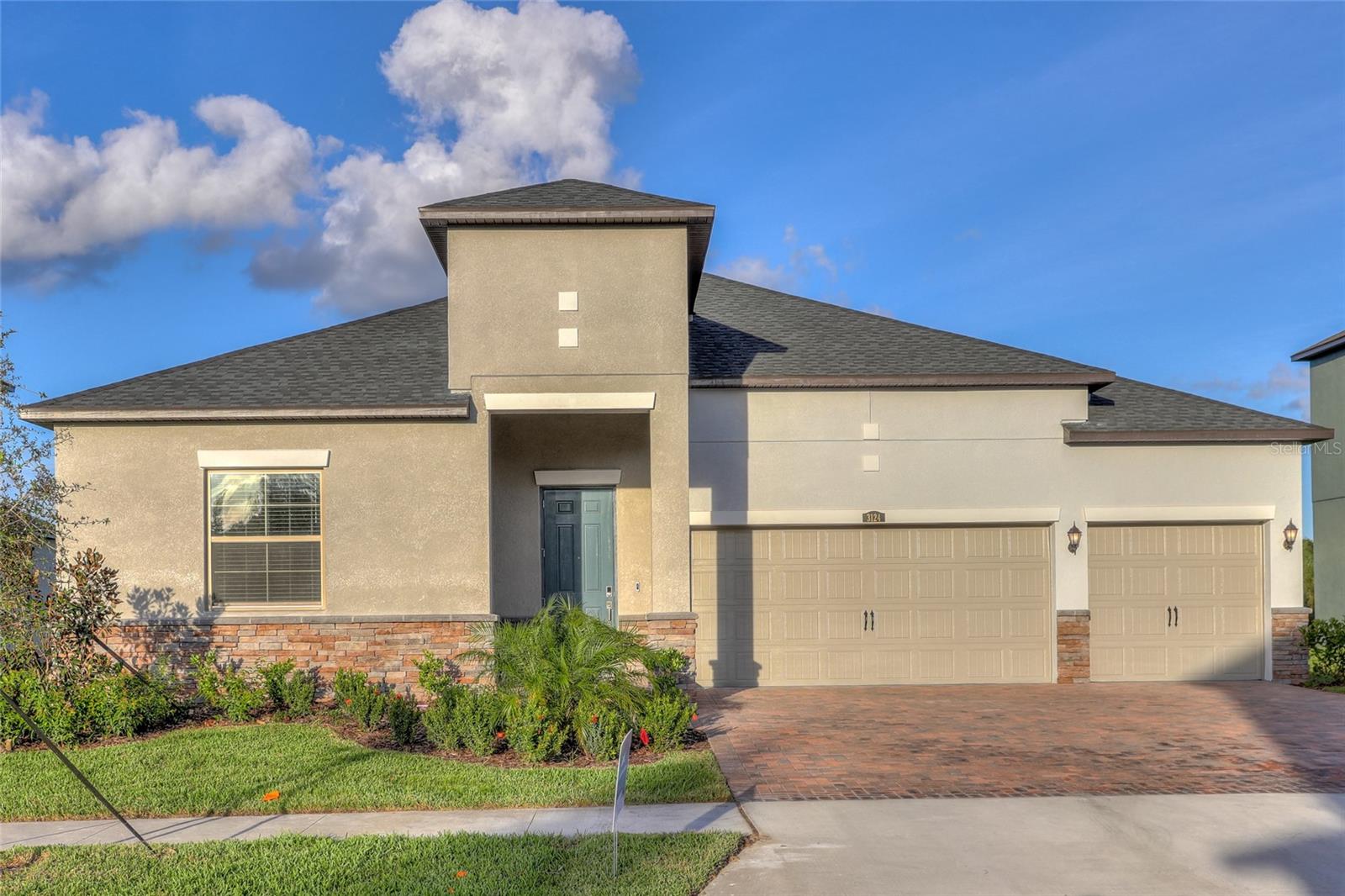 3124 Hilliard Dr, Wesley Chapel