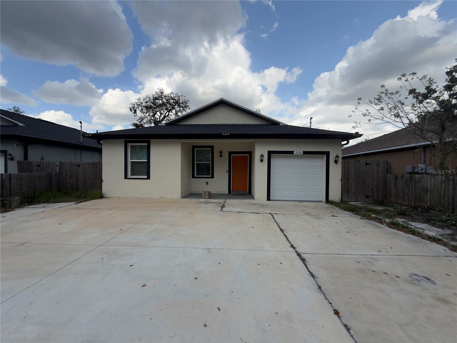 3204 E Mohawk Ave, Tampa