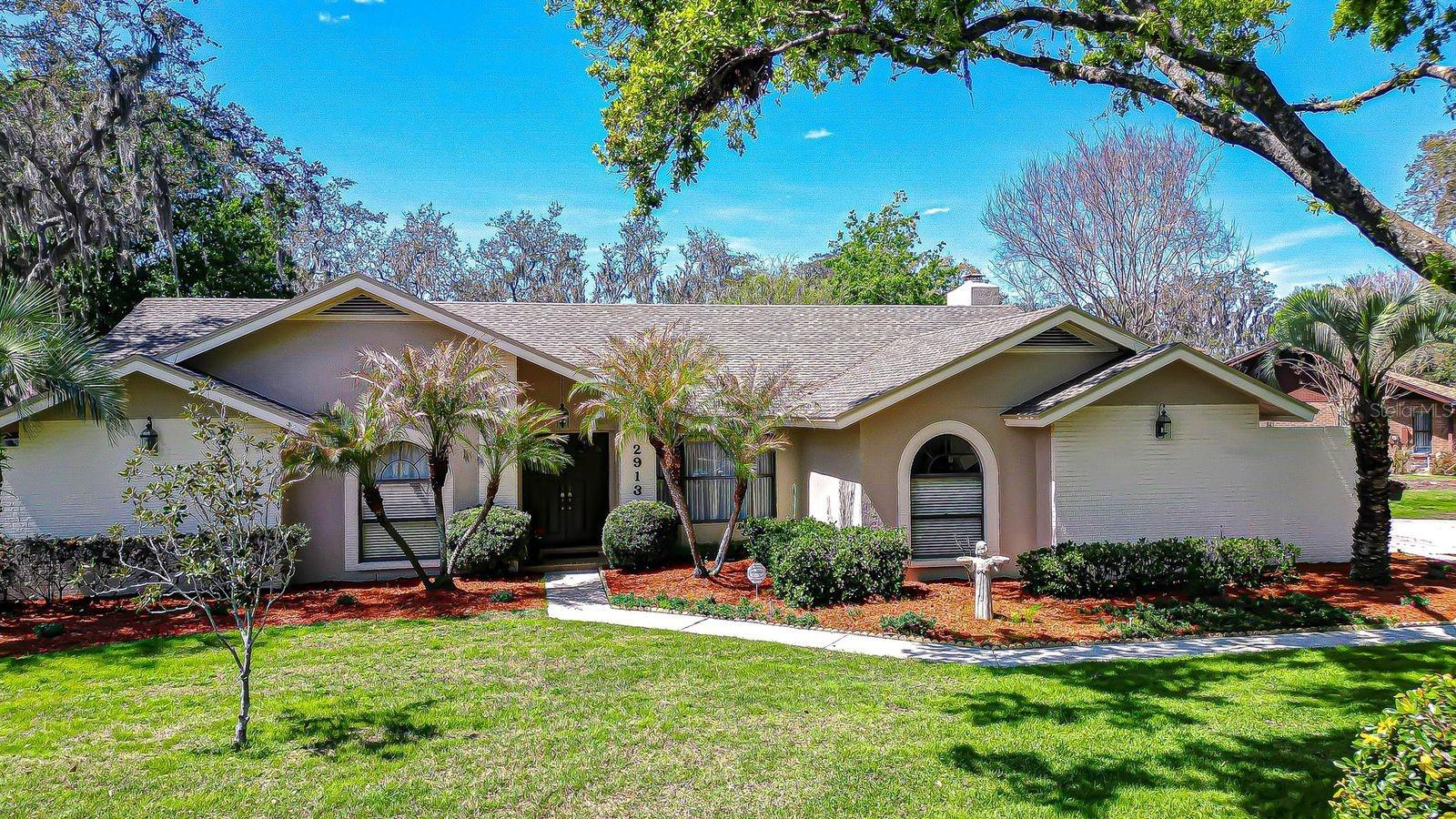 2913 Forest Club Dr, Plant City