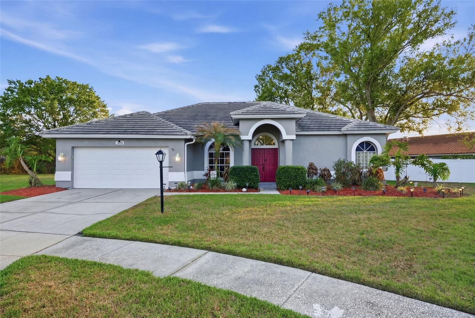 18302 Saint James Ct, Tampa