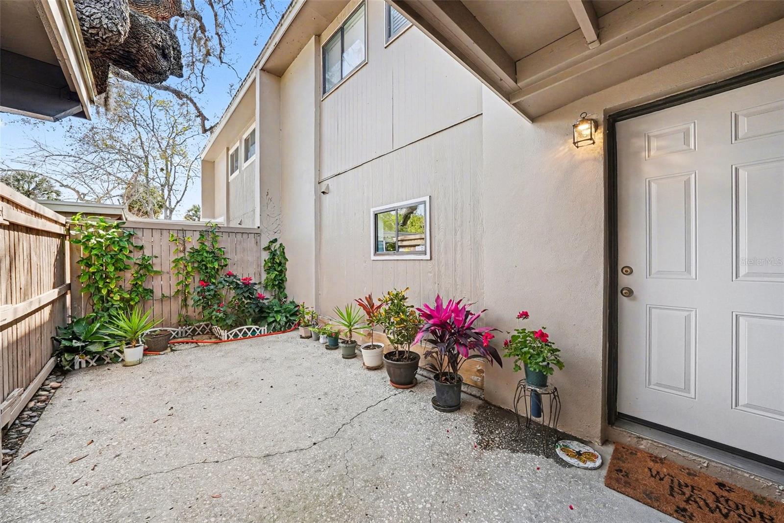 8606 Palm Ln #116, Temple Terrace