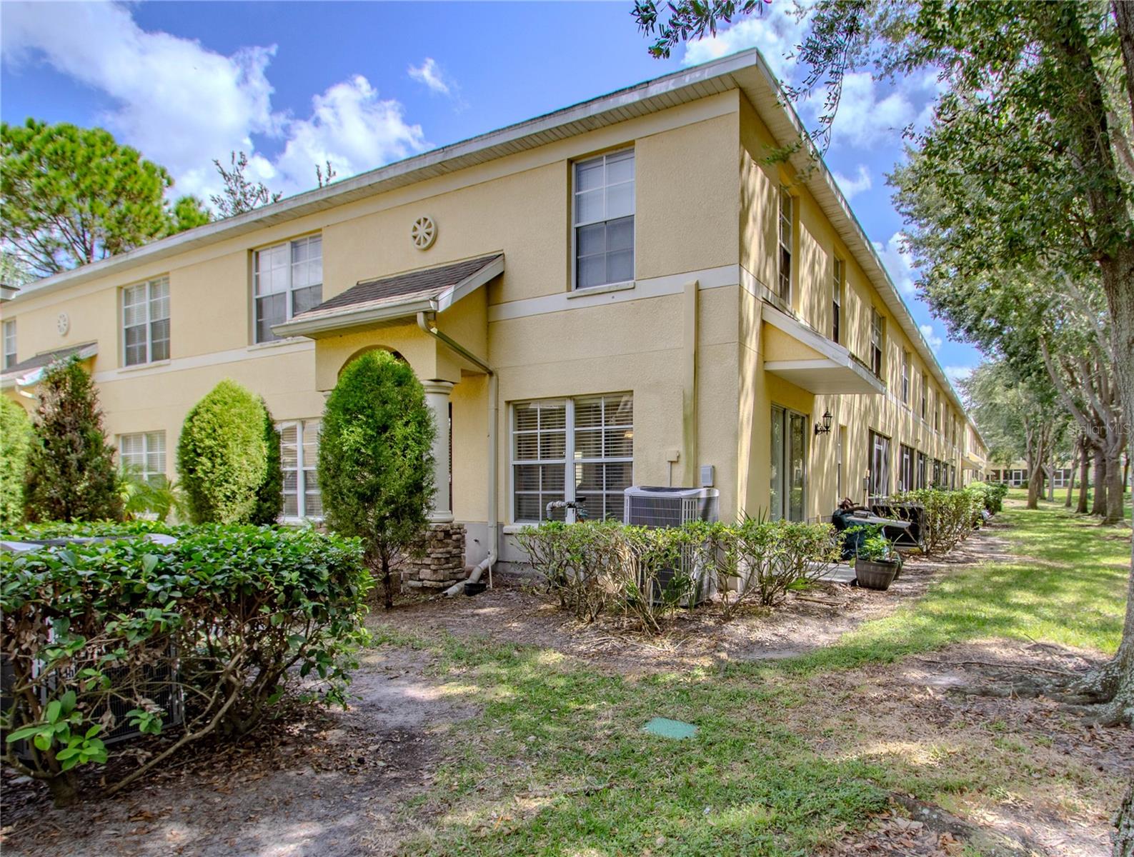 10917 Brickside Ct, Riverview