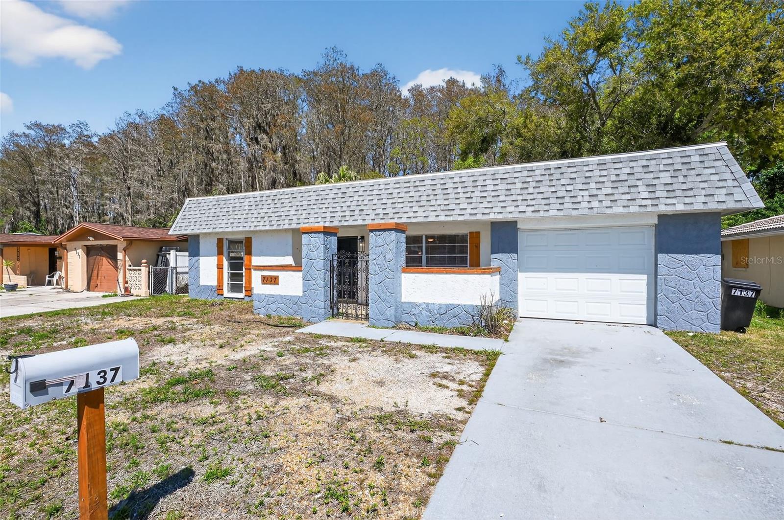 7137 Gulf Highlands Dr, Port Richey