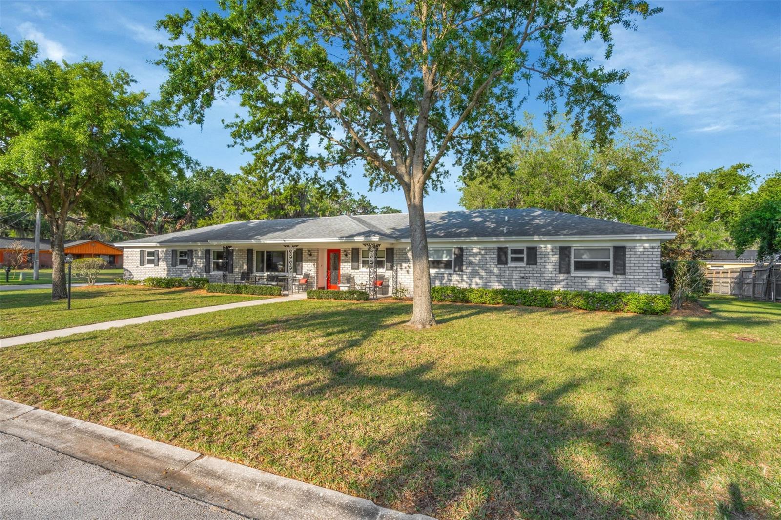 808 Coulter Pl, Brandon
