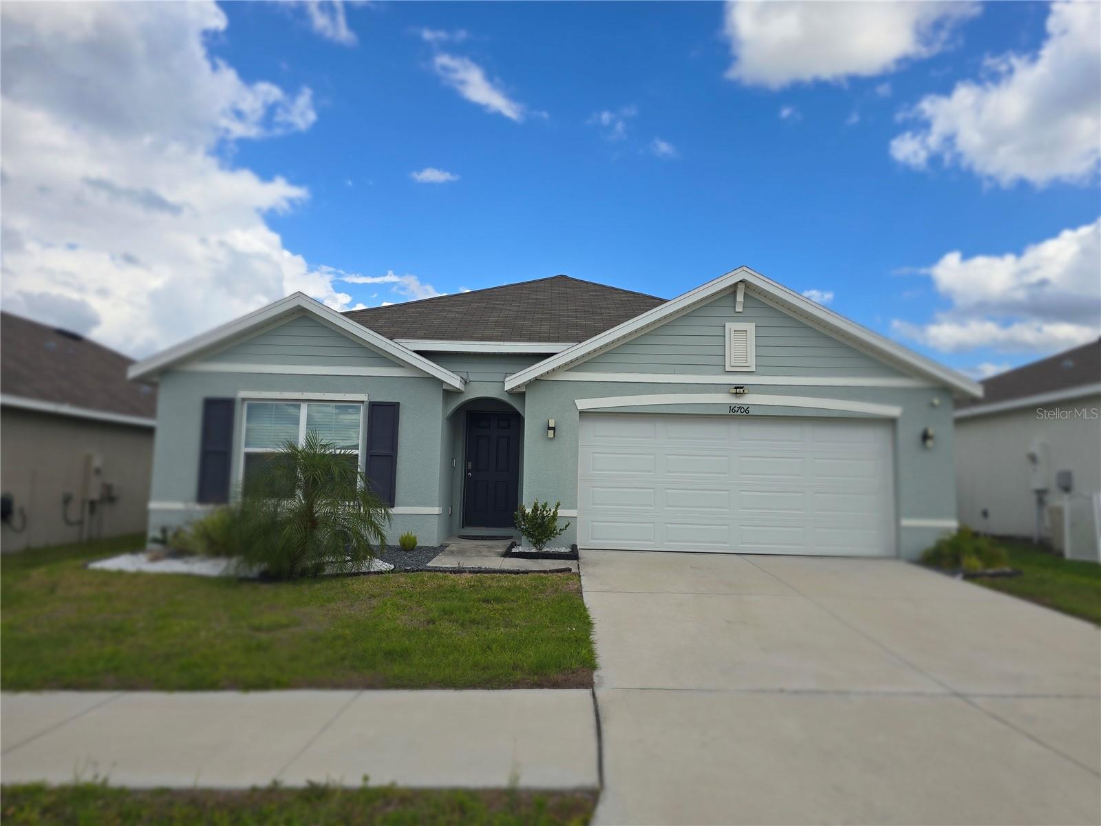 16706 Sunburst Lake St, Wimauma