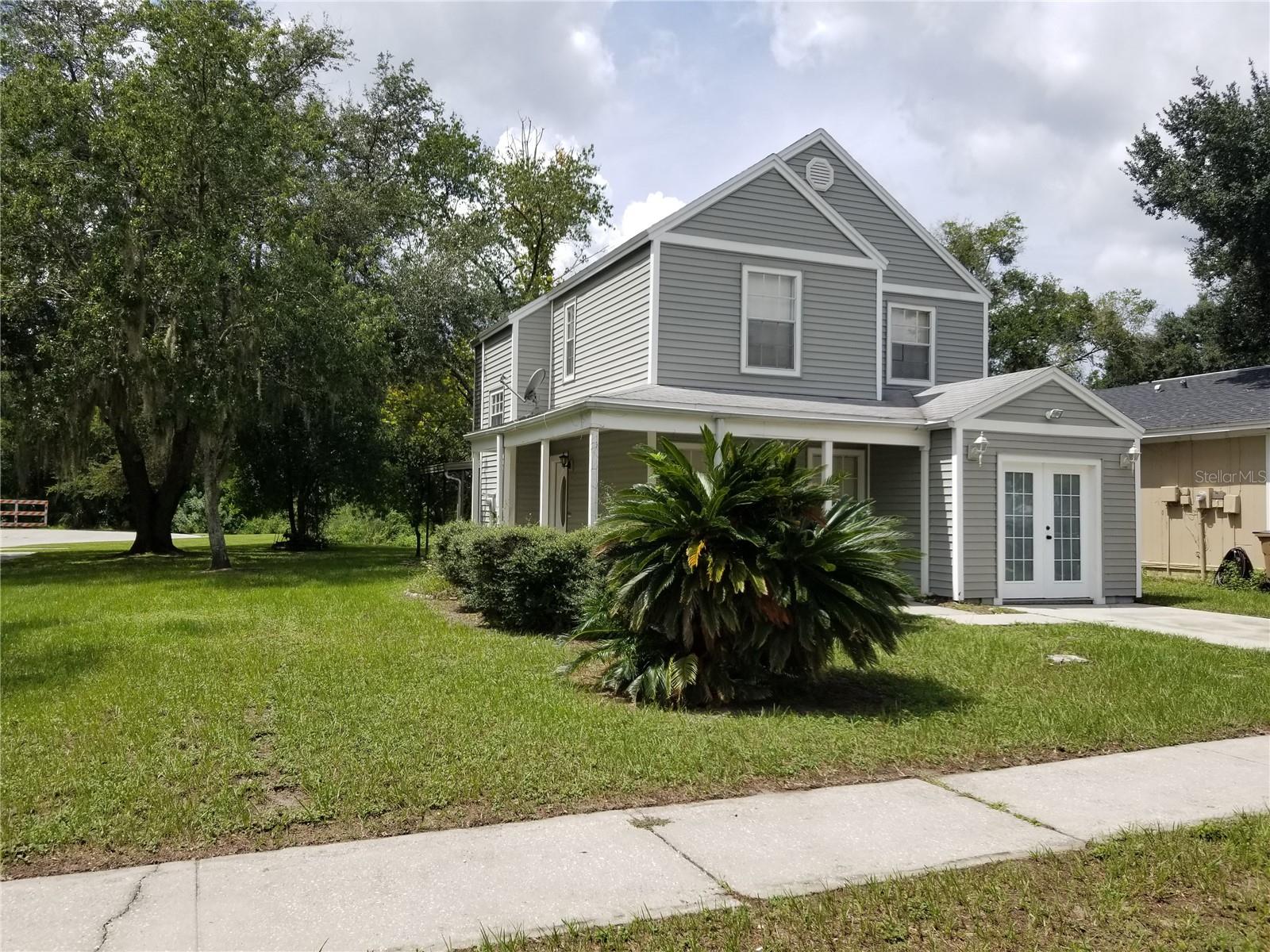 8202 Broward Pl, Temple Terrace