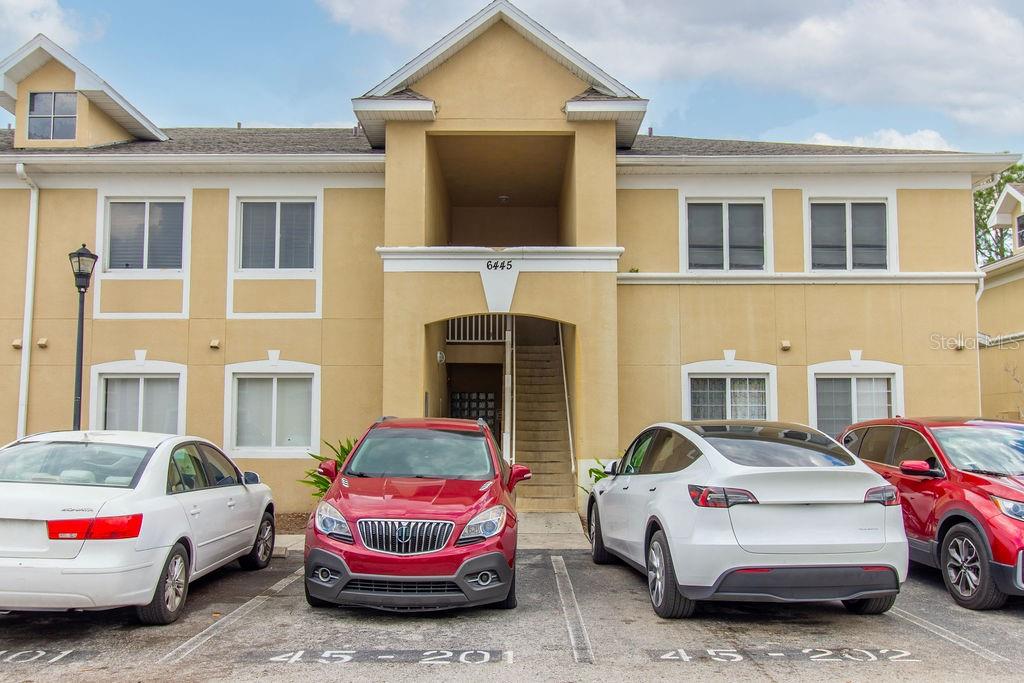 6445 Cypressdale Dr #102, Riverview