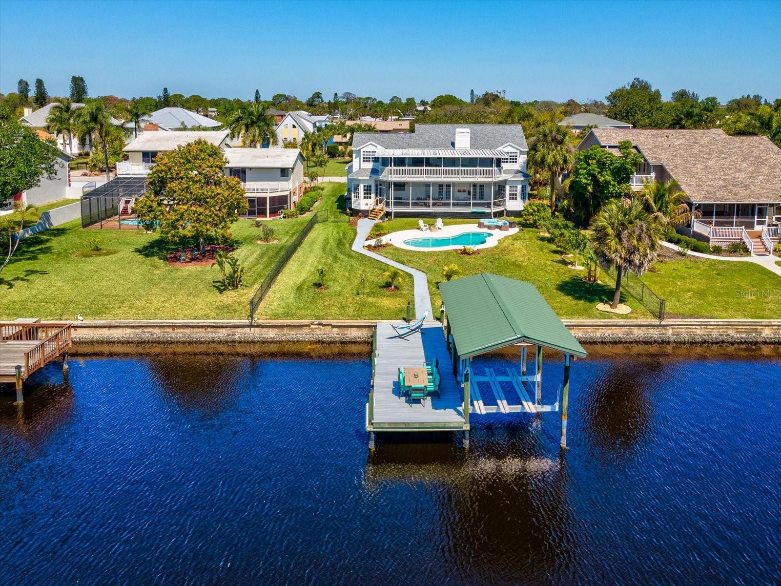 1414 Deirdre Dr, Ruskin