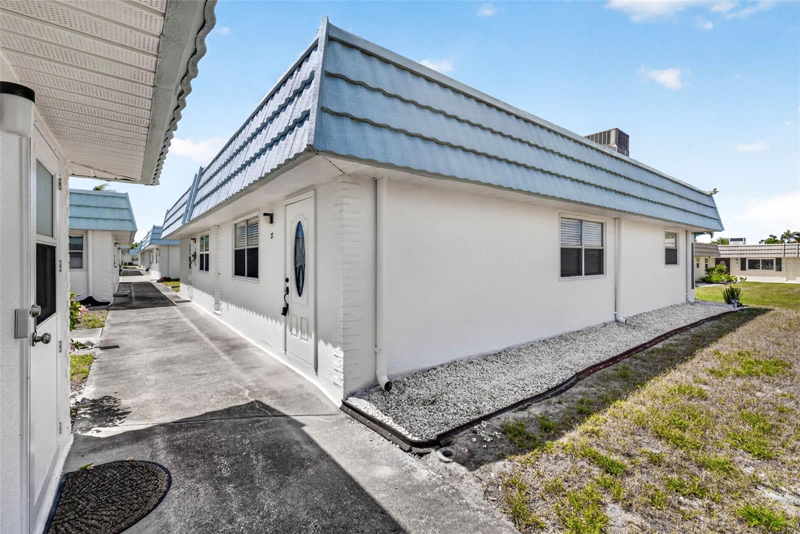 1801 Bedford Ln #27, Sun City Center
