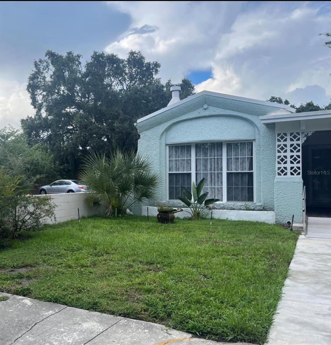 2317 W Bristol Ave, Tampa