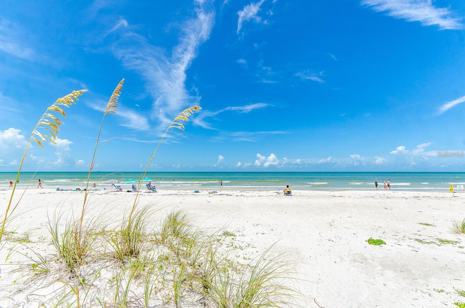 851 Bayway Blvd #103, Clearwater Beach