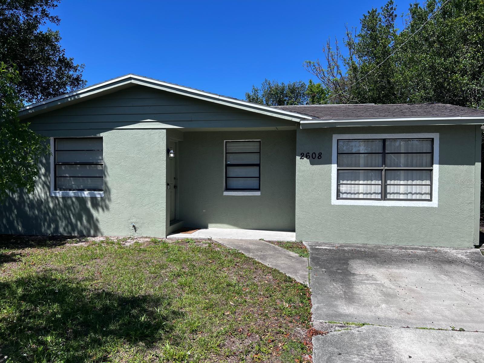 2608 E 97th Ave, Tampa