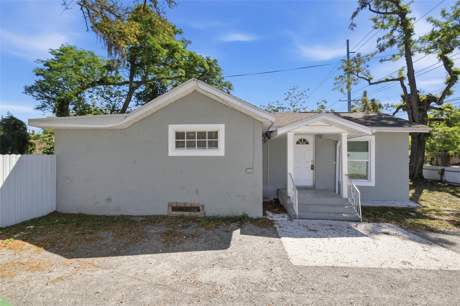 1410 E Waters Ave, Tampa
