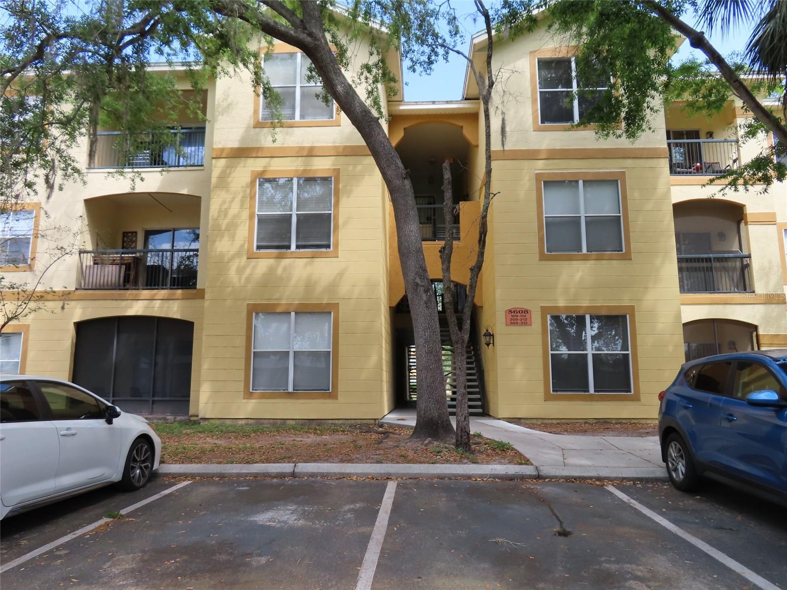 5608 Pinnacle Heights Cir #109, Tampa