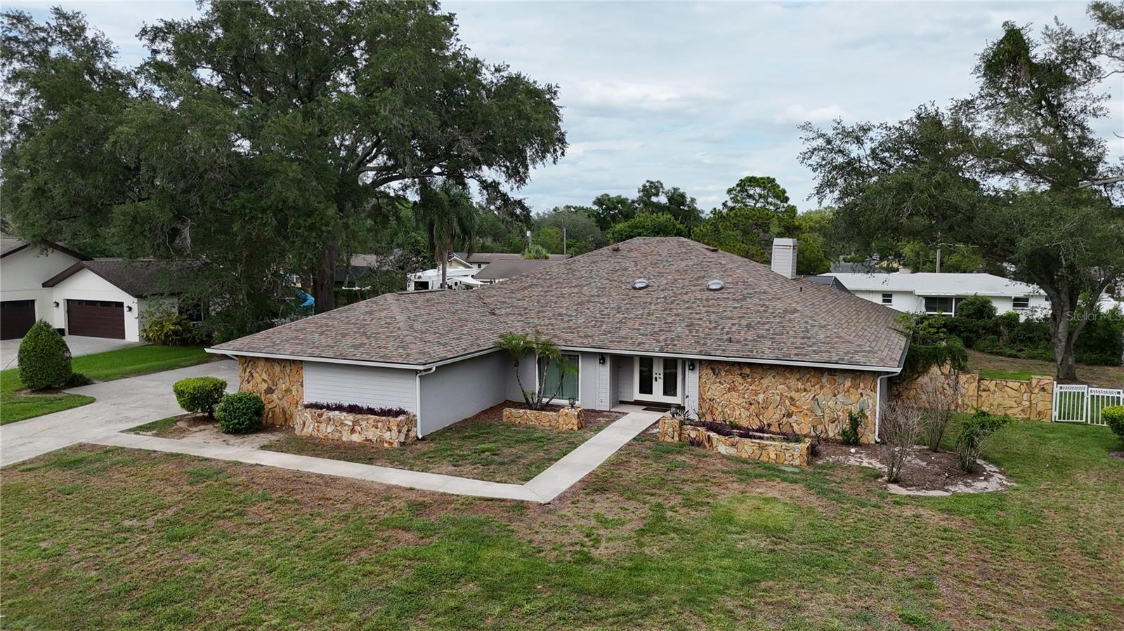 1009 Morfield Ln, Brandon