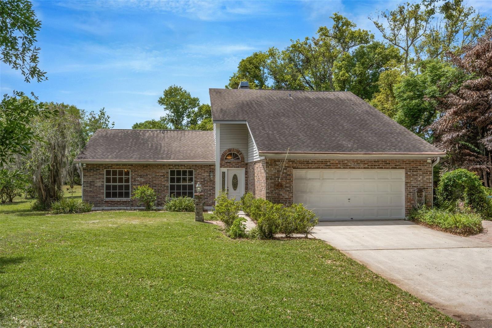 785 Duque Rd, Lutz