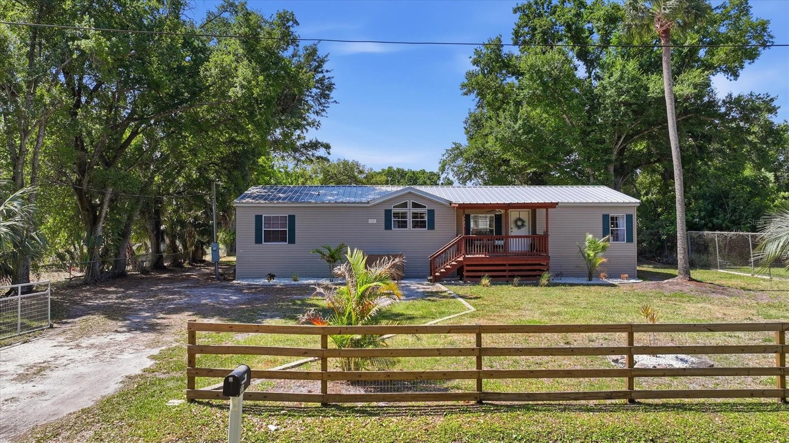 6125 Shirley Ave, Gibsonton
