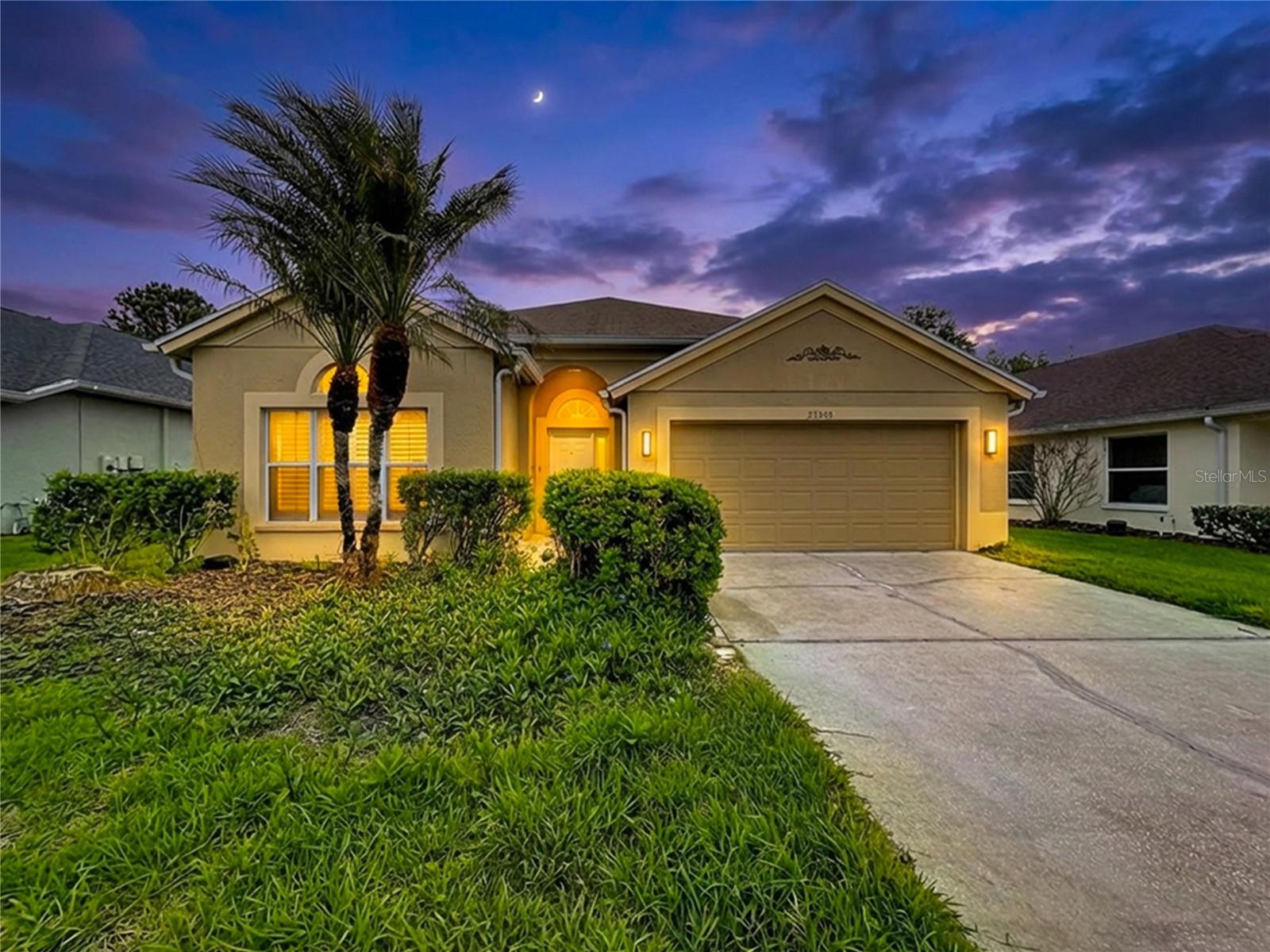 27509 Edenfield Dr, Wesley Chapel