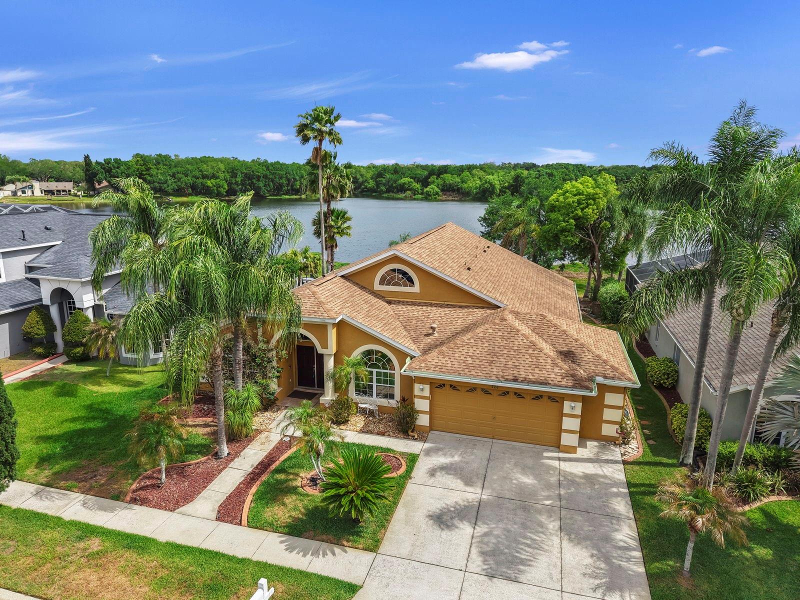 220 Rosana Dr, Brandon