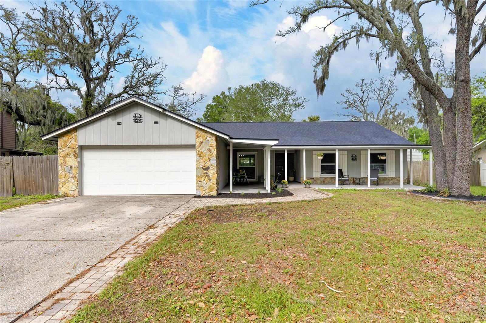 3909 Applegate Cir, Brandon