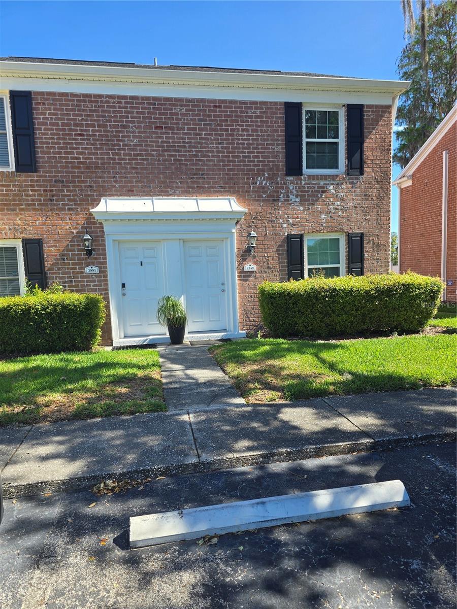 2549 Cedar Cypress Ct, Tampa