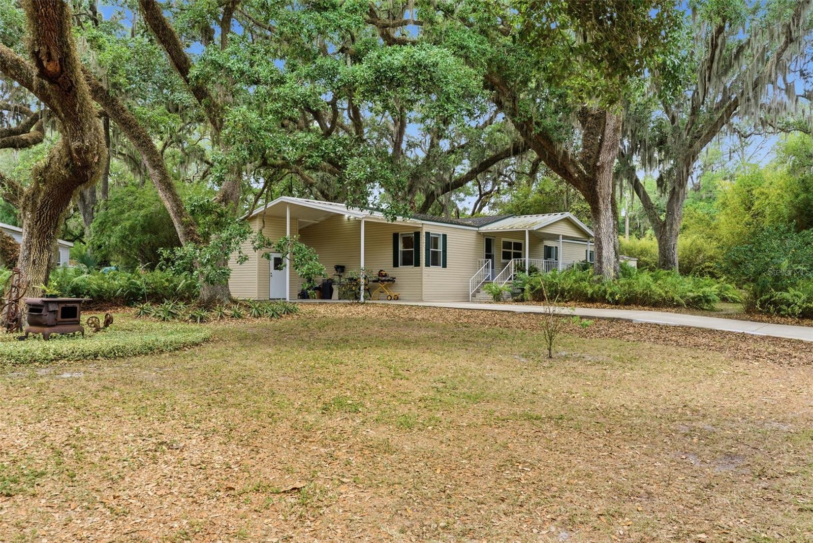 9101 Wood Terrace Dr, Tampa