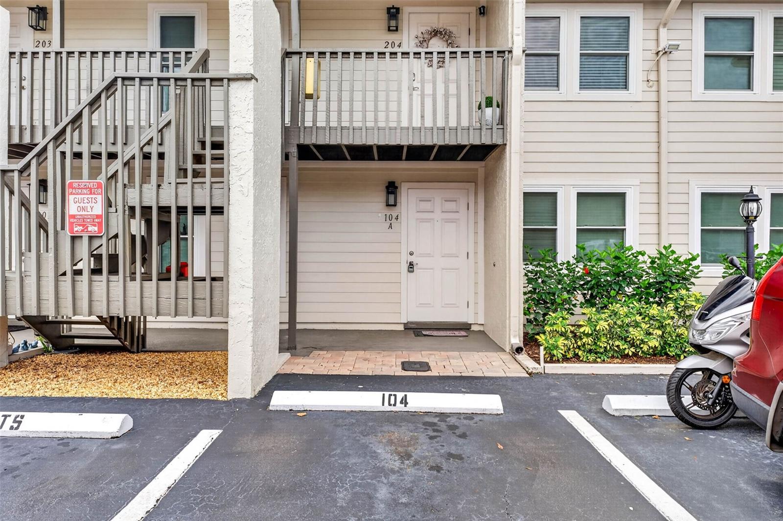 527 S Lincoln Ave #a104, Tampa