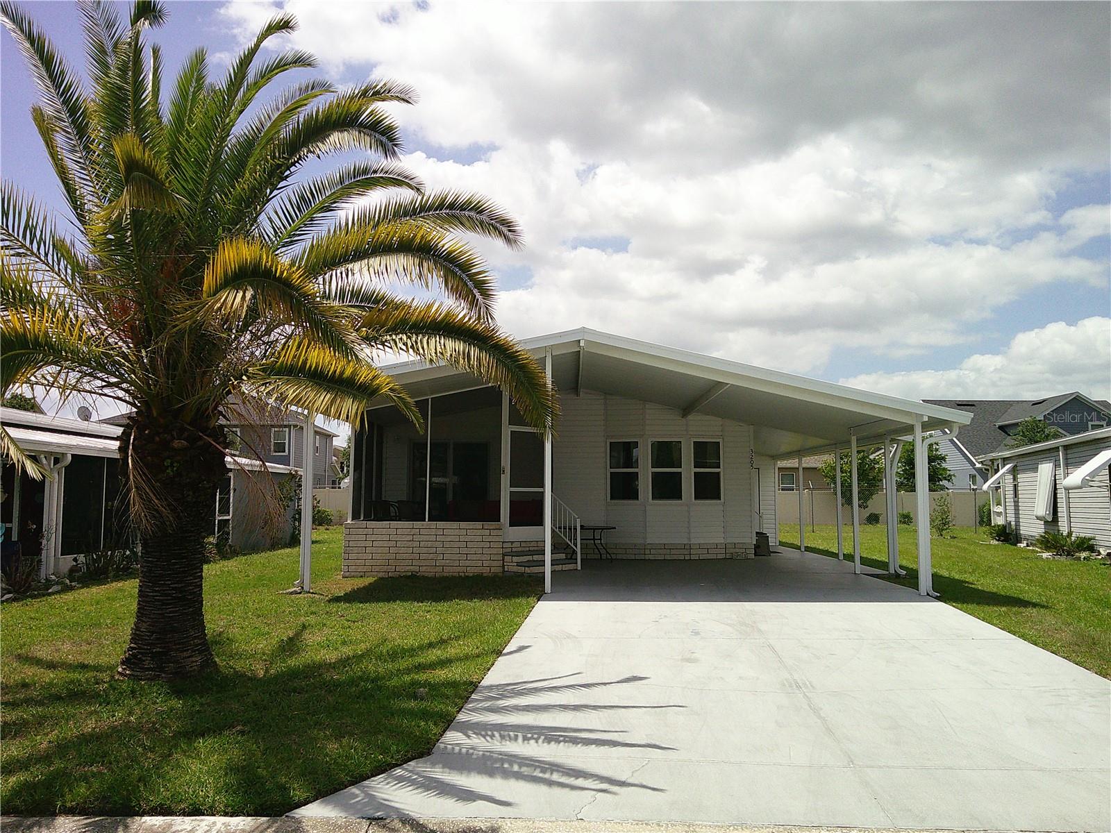 3205 Hickory Dr, Wesley Chapel
