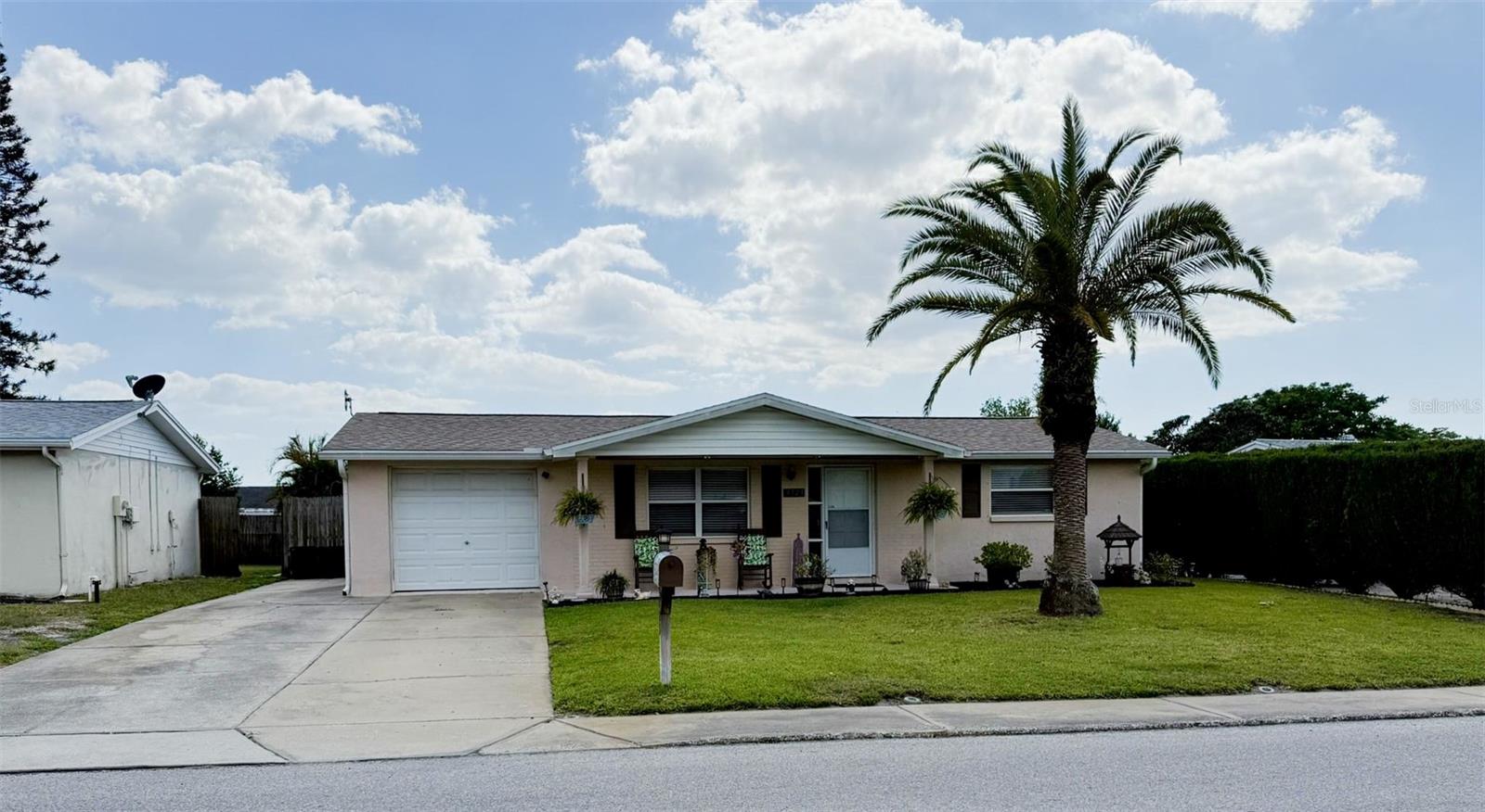 9721 Lake Chrise Ln, Port Richey